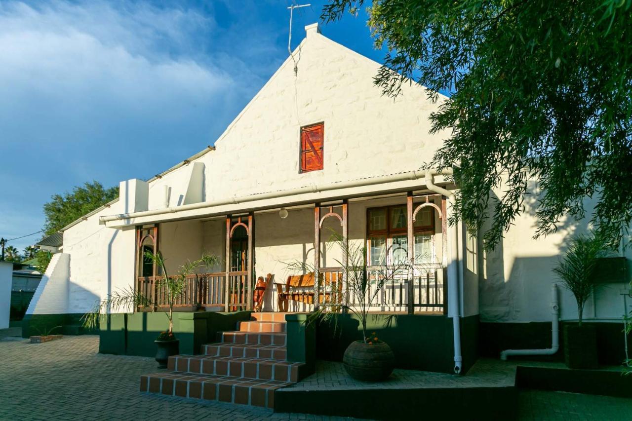 Ravenscliff Villa Oudtshoorn Exteriör bild
