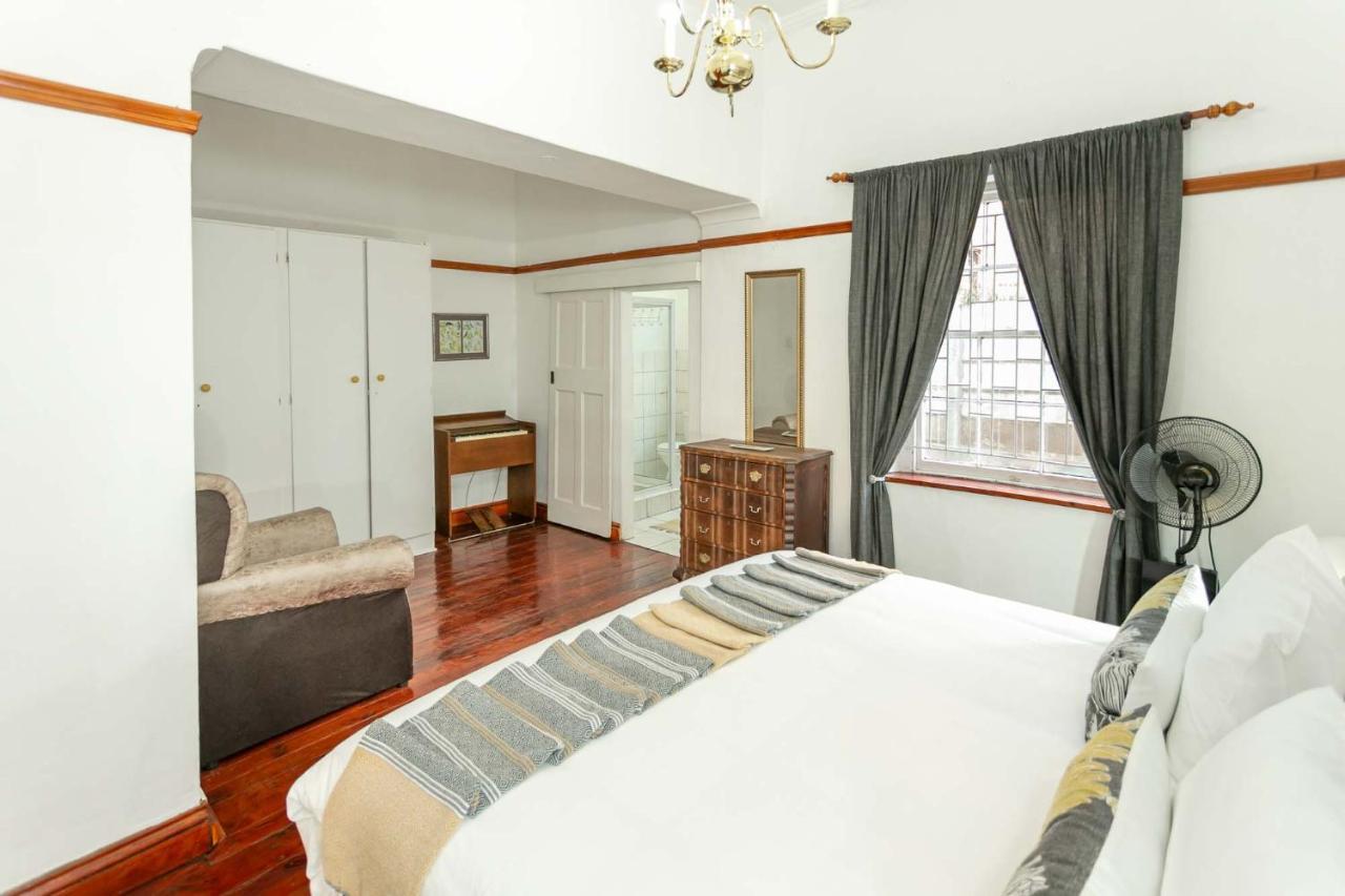 Ravenscliff Villa Oudtshoorn Exteriör bild