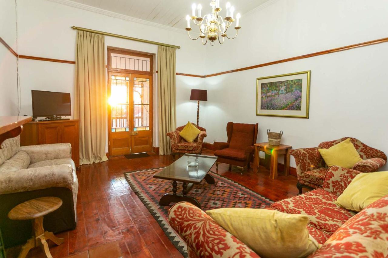 Ravenscliff Villa Oudtshoorn Exteriör bild