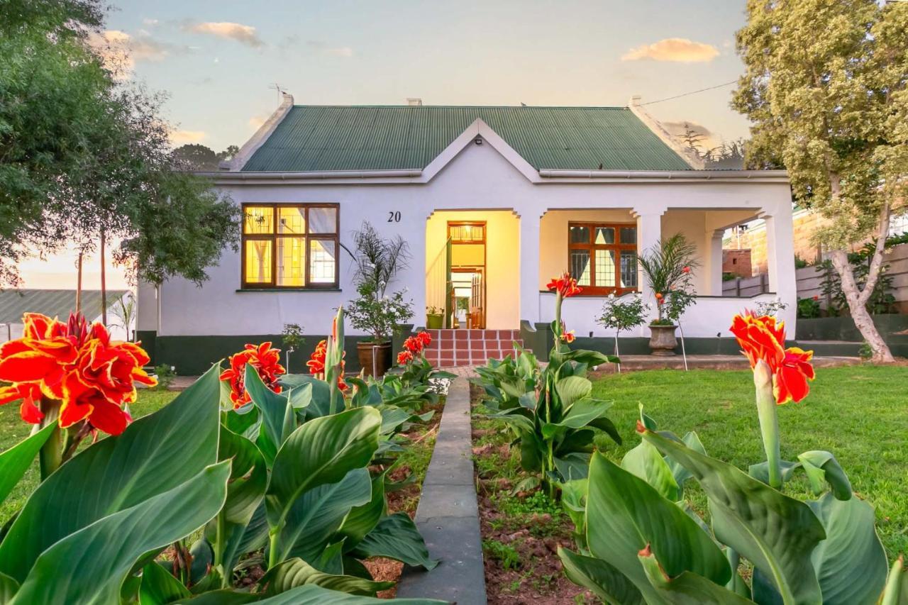 Ravenscliff Villa Oudtshoorn Exteriör bild